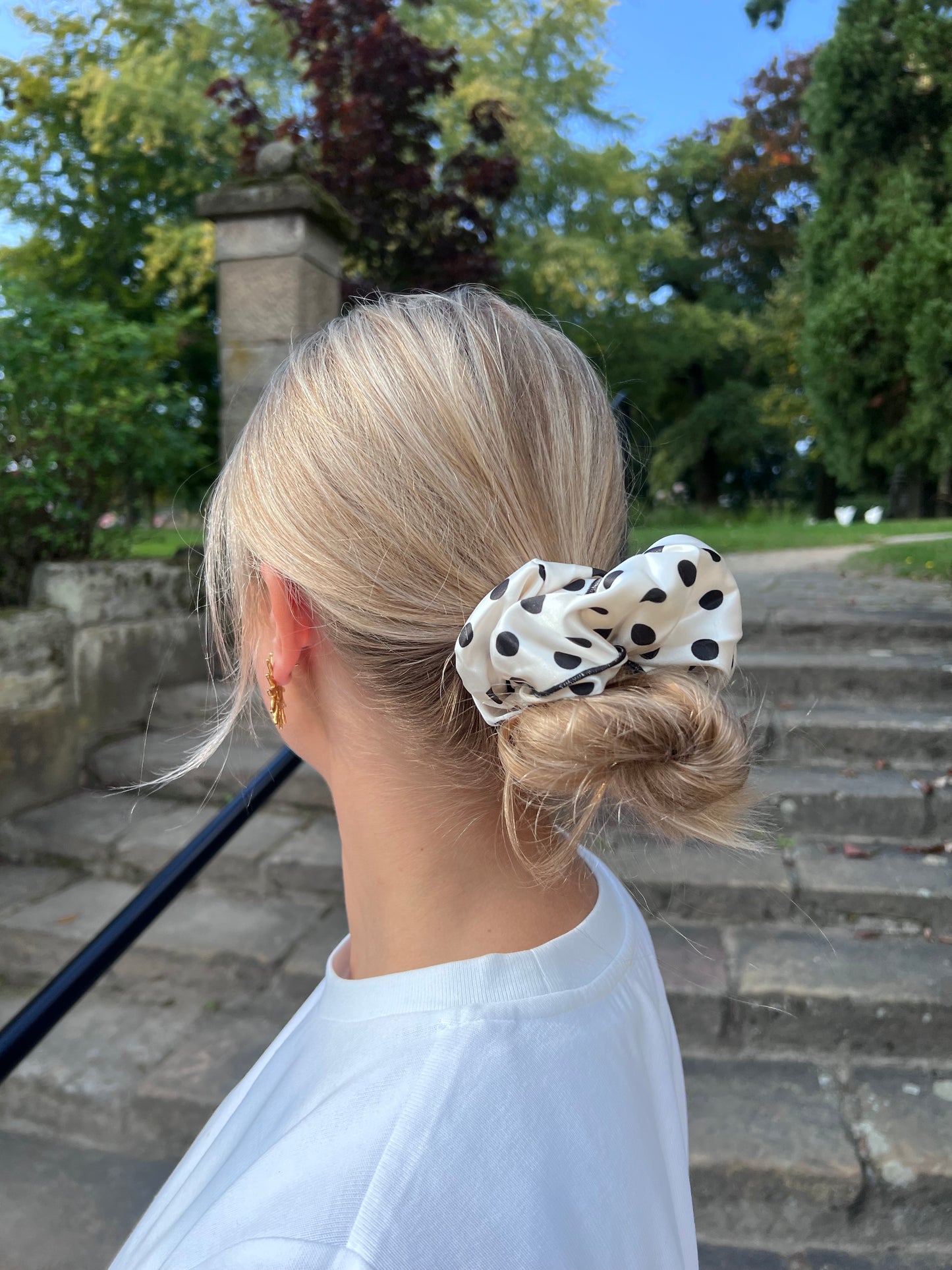 Dotty scrunchie wit-zwart