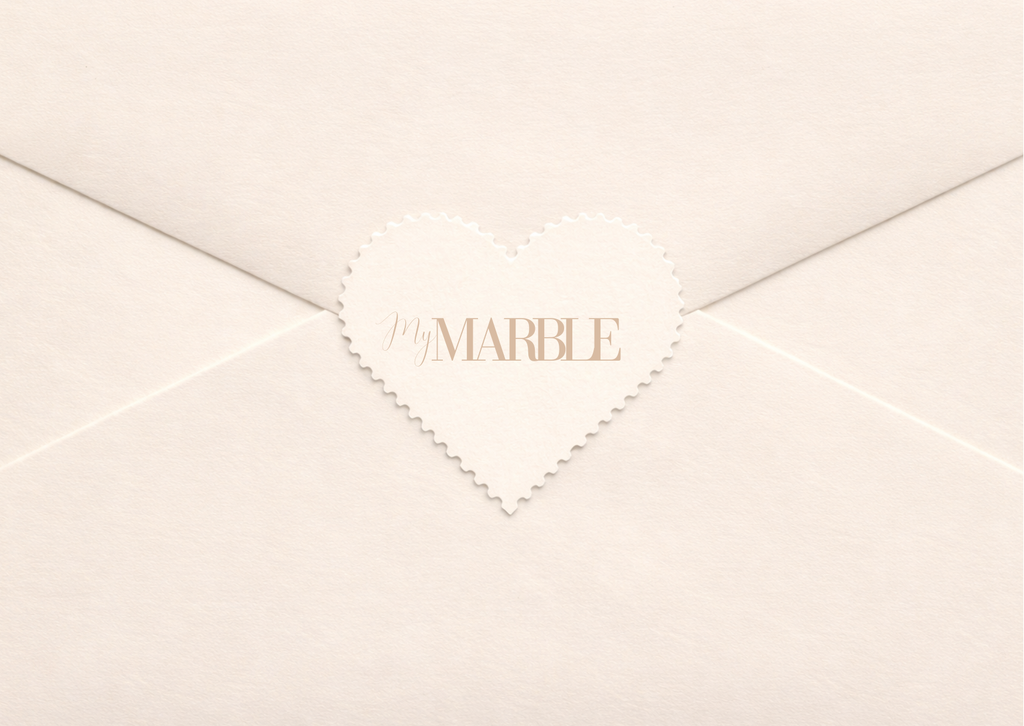 Luxe envelop van My Marble cadeaubon met hartvormige sluiting
