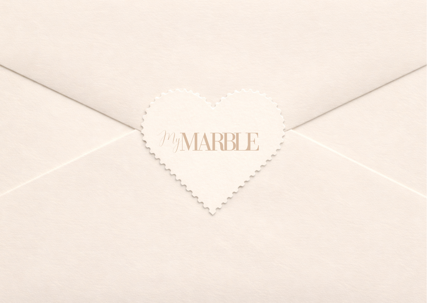 Luxe envelop van My Marble cadeaubon met hartvormige sluiting